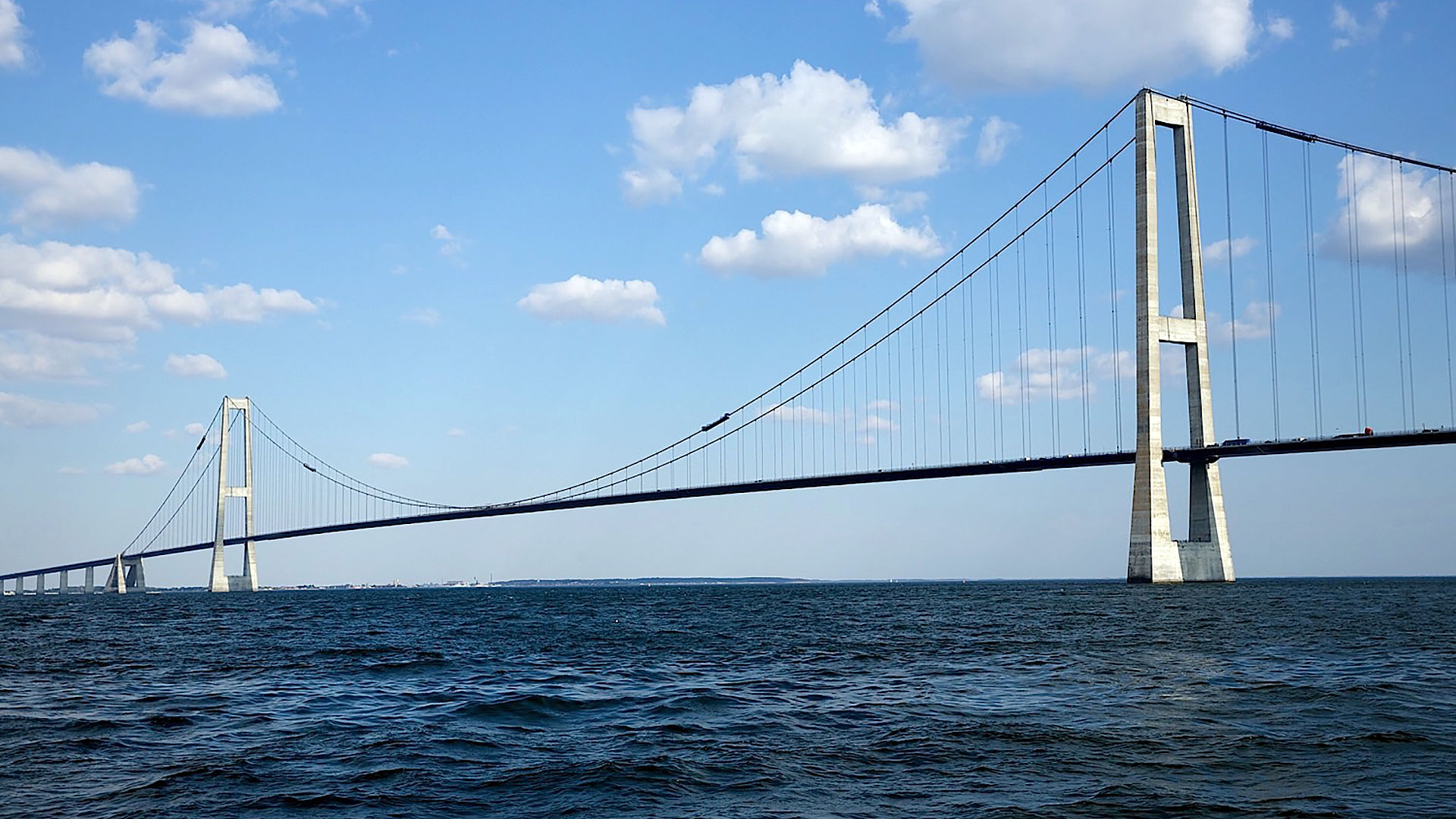 Great Belt East Bridge 65 metri